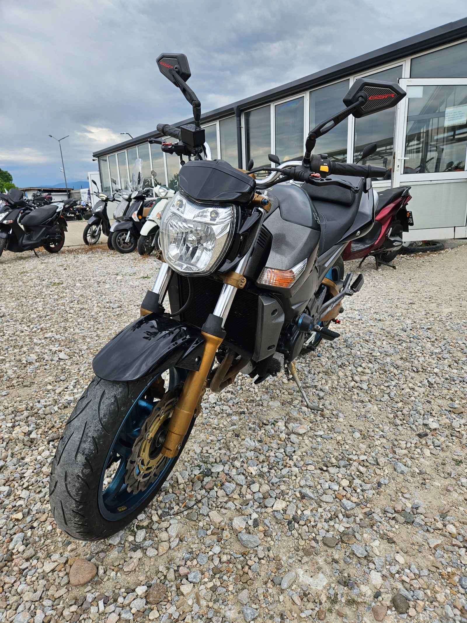 Suzuki Gsr Лизинг Бартер, снимка 2 - Мотоциклети и мототехника - 48240983