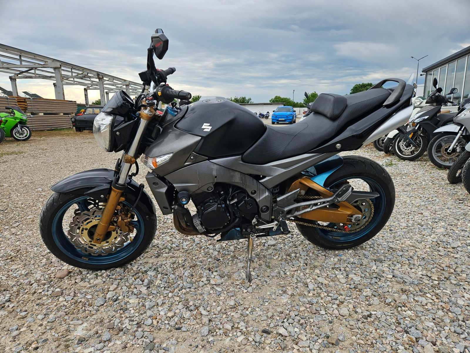 Suzuki Gsr Лизинг Бартер, снимка 3 - Мотоциклети и мототехника - 48240983