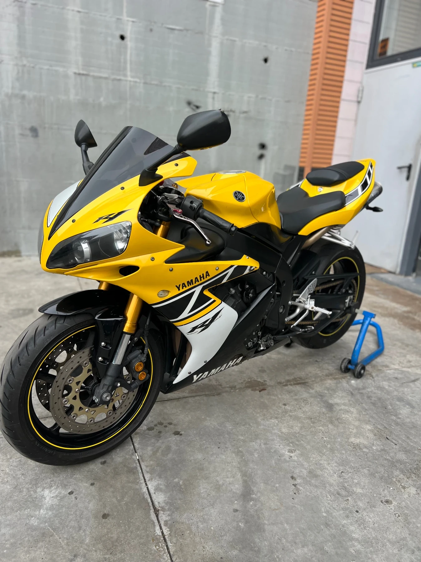 Yamaha YZF-R1 Anniversary, снимка 7 - Мотоциклети и мототехника - 54878089