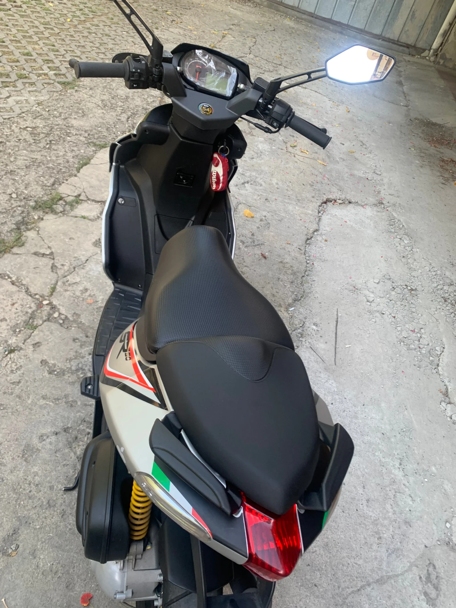 Aprilia Sr 50, снимка 4 - Мотоциклети и мототехника - 55578640
