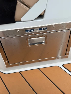 Моторна яхта Собствено производство Aquaspirit S700, снимка 8 - Воден транспорт - 53597996