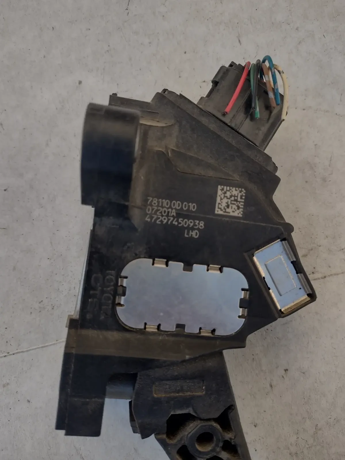 781100D010 ����� ��� TOYOTA YARIS II 78110 0D 010 | Mobile.bg � ����������� 2