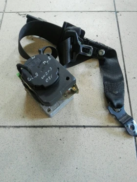 Колан преден десен Мерцедес Ц270 w203 комби