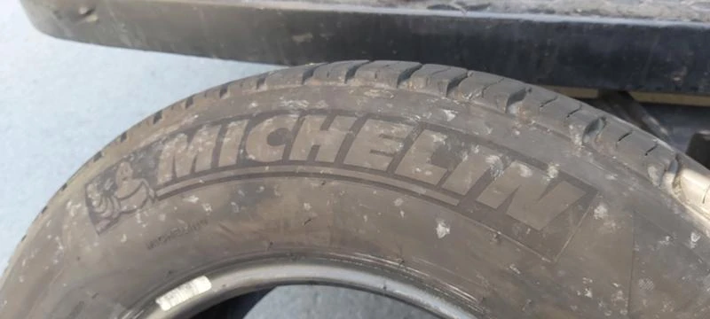 Гуми Летни 205/65R15, снимка 5 - Гуми и джанти - 29859030