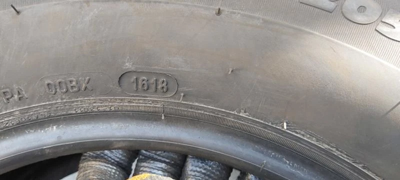 Гуми Летни 205/65R15, снимка 8 - Гуми и джанти - 29859030