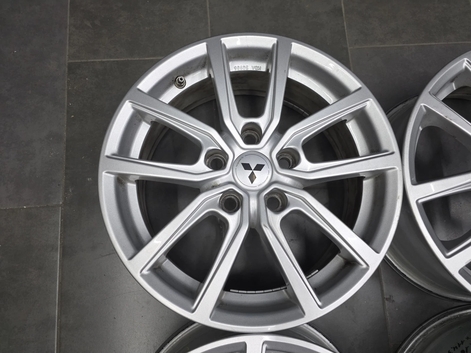 Джанти за Mitsubishi, снимка 5 - Гуми и джанти - 56687950