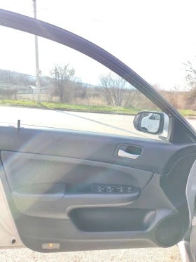 Honda Accord 2.0 155 AT, снимка 13