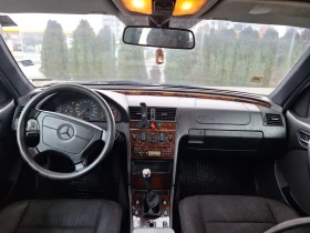 Mercedes-Benz C 220, снимка 12