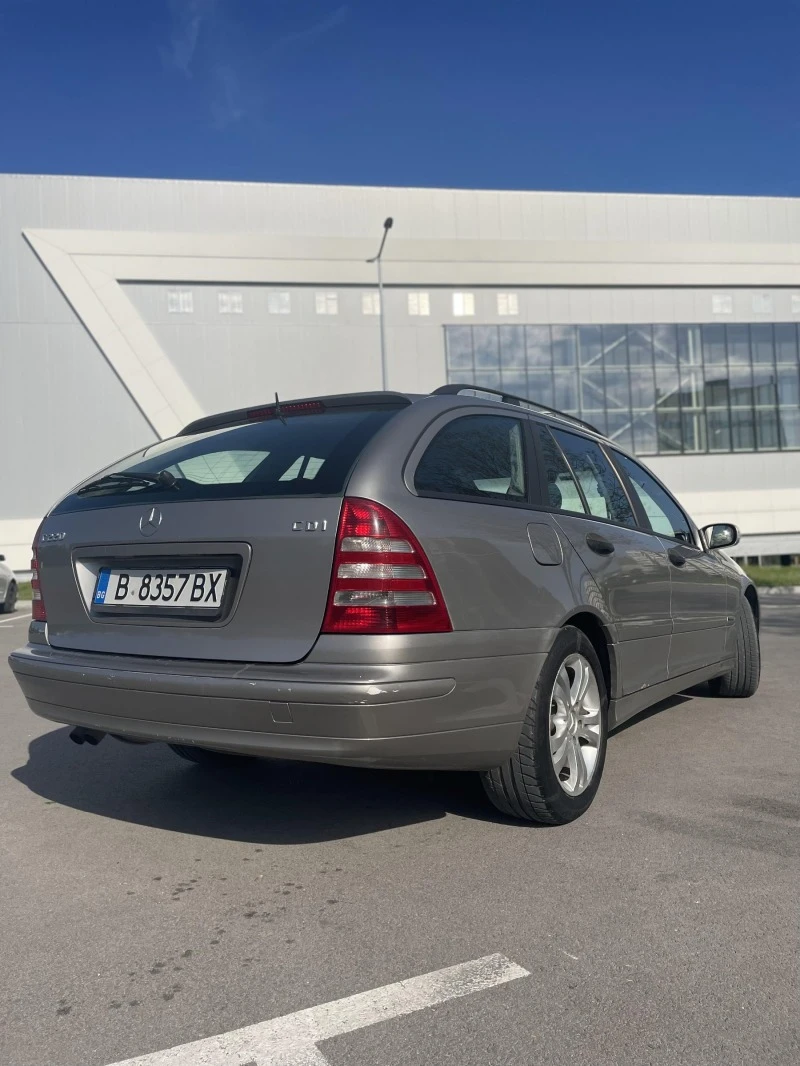 Mercedes-Benz C 220 CDI, снимка 6 - Автомобили и джипове - 47260863