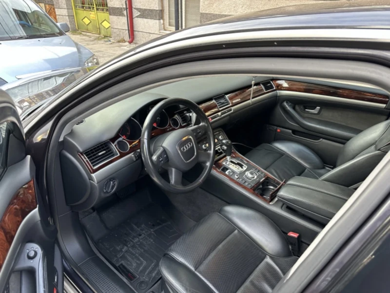 Audi A8, снимка 8 - Автомобили и джипове - 47102245