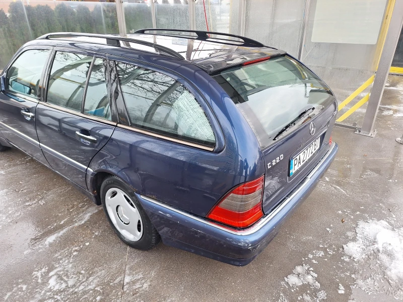 Mercedes-Benz C 220, снимка 8 - Автомобили и джипове - 48713230