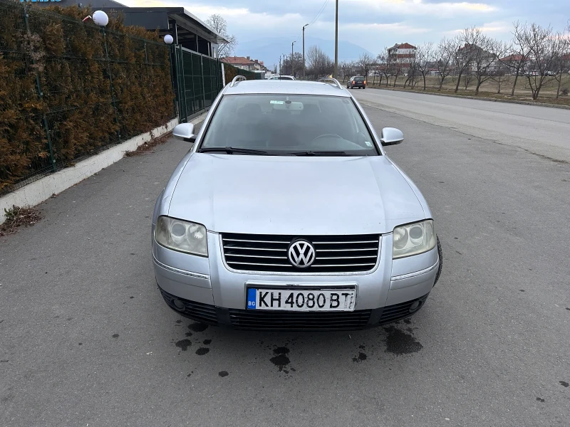 VW Passat 1.9 TDI, снимка 1 - Автомобили и джипове - 48998168