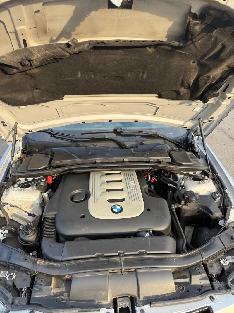 BMW 330 3.0 D, снимка 9 - Автомобили и джипове - 52668584
