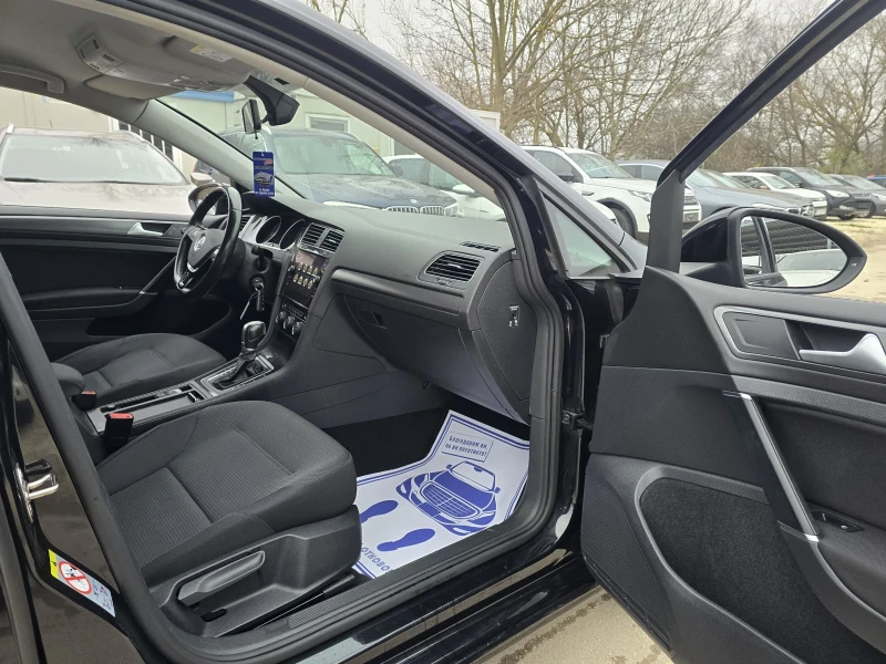 VW Golf 1.6TDI 115к.с Comfort DSG, снимка 13 - Автомобили и джипове - 52754025