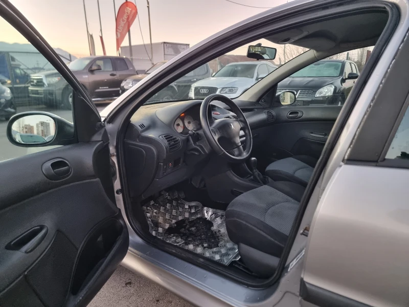 Peugeot 206 1.4HDI, снимка 10 - Автомобили и джипове - 52810464