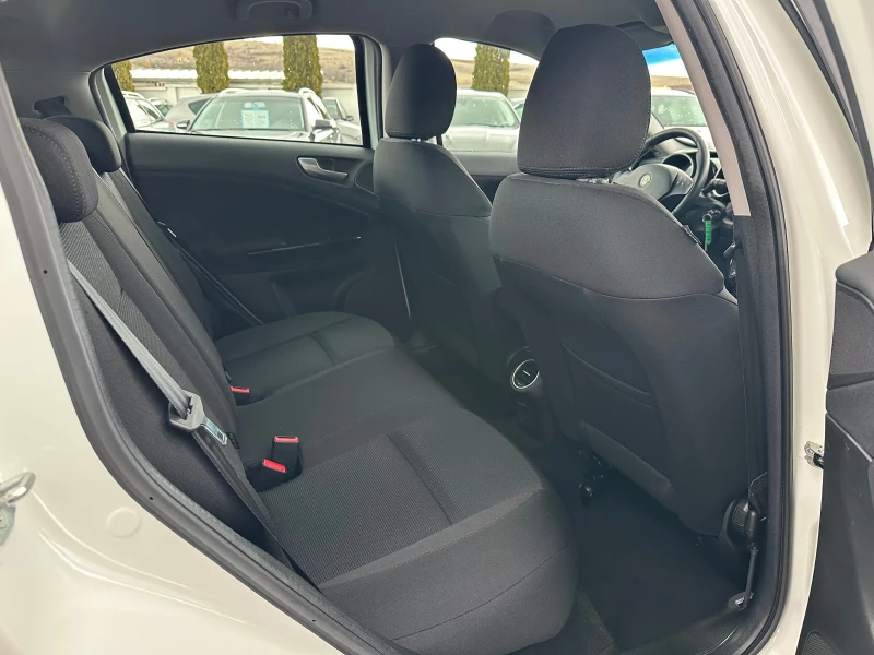 Alfa Romeo Giulietta 2.0JTD* 140kc* LED* FACE* TOP* , снимка 7 - Автомобили и джипове - 53467939