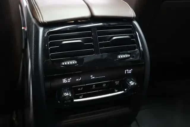 BMW 540 * 540i xDrive ФИКСИРАНА ЦЕНА ДО СОФИЯ, снимка 12 - Автомобили и джипове - 55695836