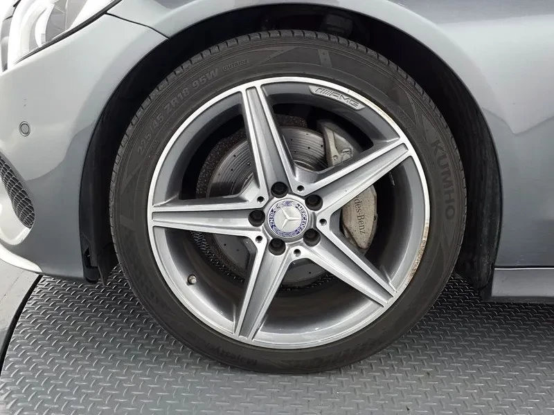 Mercedes-Benz C 200 AMG LINE, снимка 5 - Автомобили и джипове - 56353773