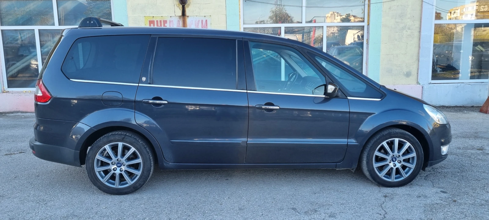 Ford Galaxy 2.0 TDI 140КС АВТОМАТ ITALY - изображение 5