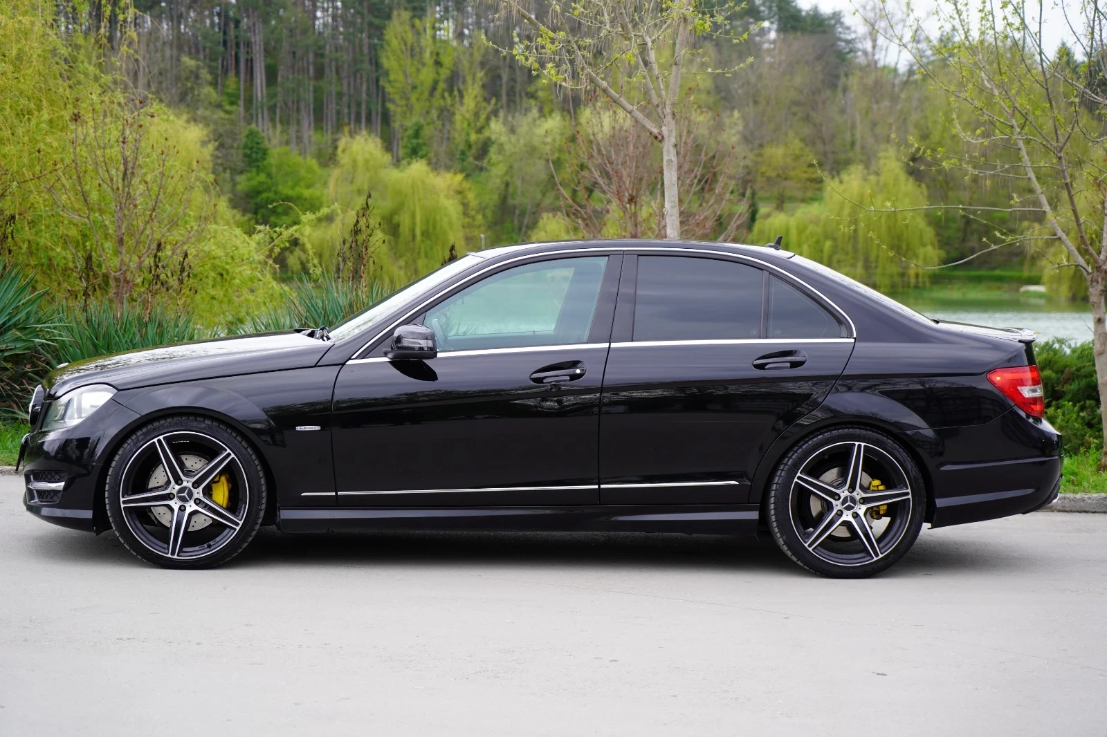 Mercedes-Benz C 350  - изображение 4