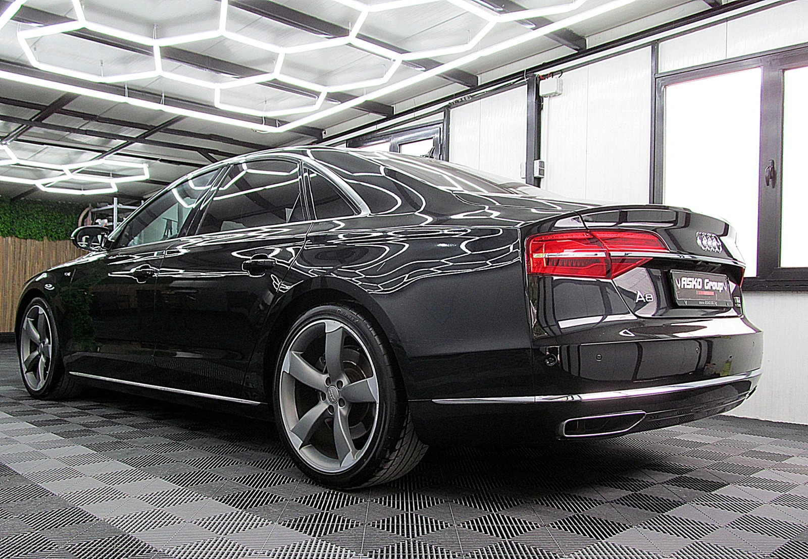 Audi A8 4.2MATRIX/KylessGO/ KAMERA/BOSE/СОБСТВЕН ЛИЗИНГ - изображение 4