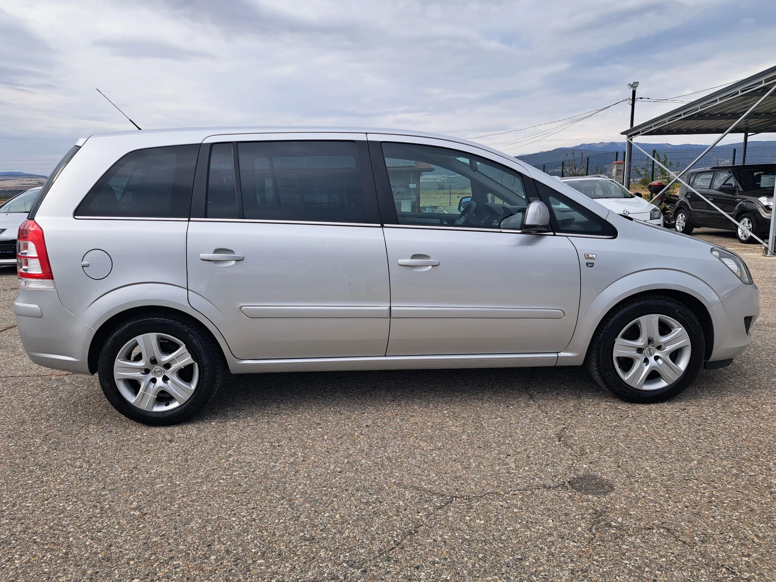 Opel Zafira 1, 7 cdti - изображение 4