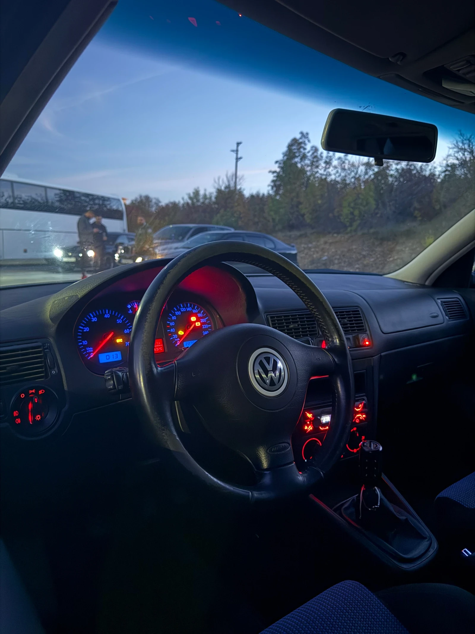 VW Golf 1.6 | Mobile.bg � ����������� 5