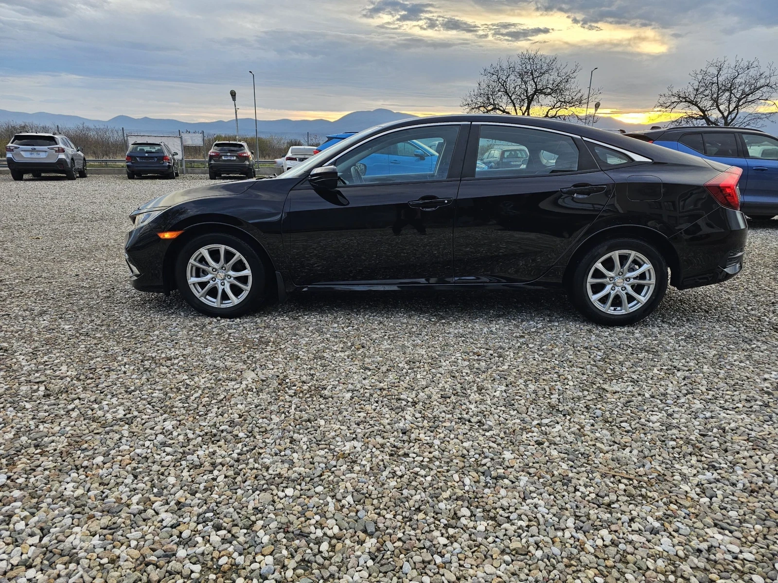 Honda Civic Sedan | Mobile.bg   3