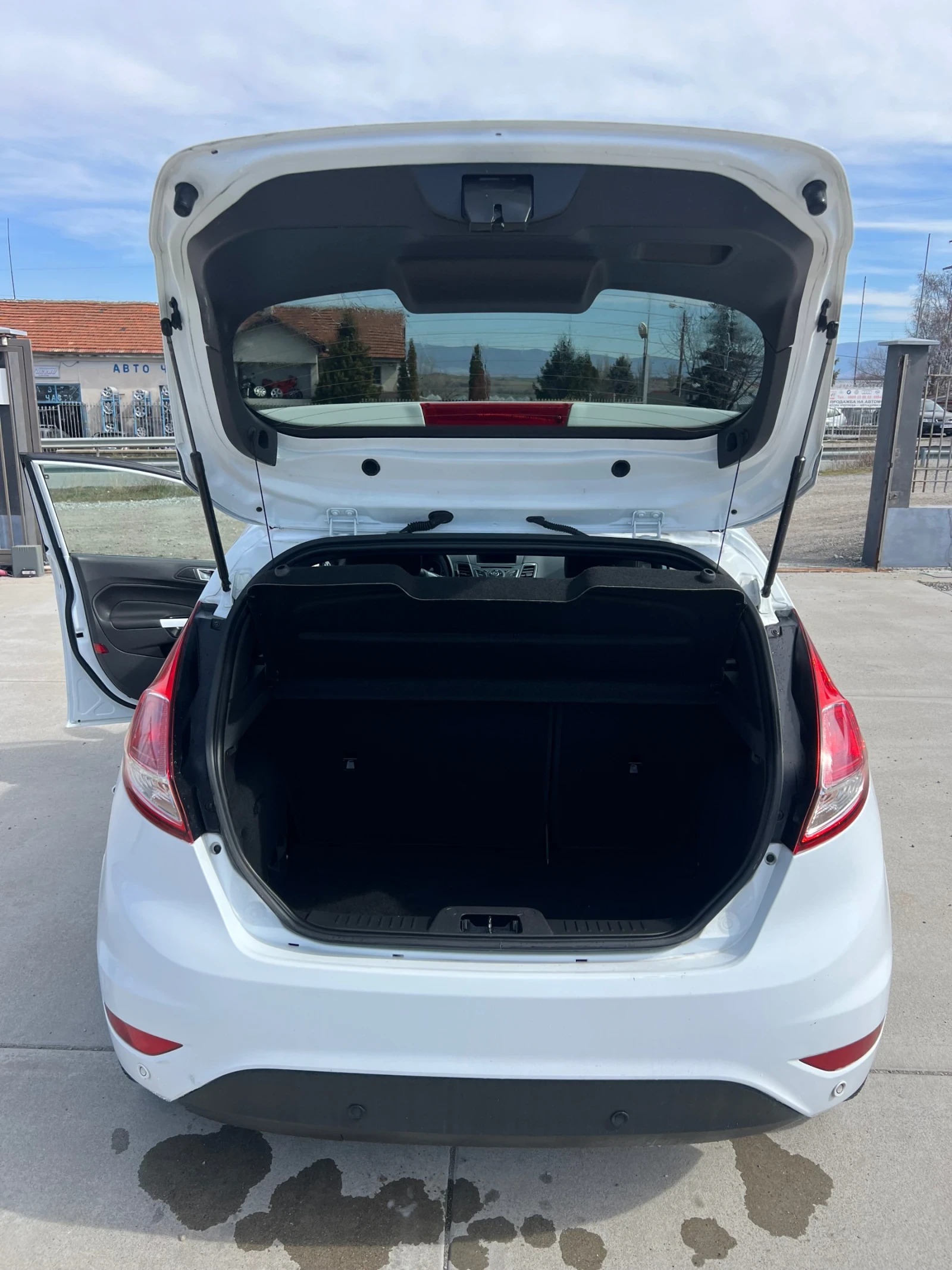 Ford Fiesta 1.5D TITANIUM EURO6B, снимка 6 - Автомобили и джипове - 53111578