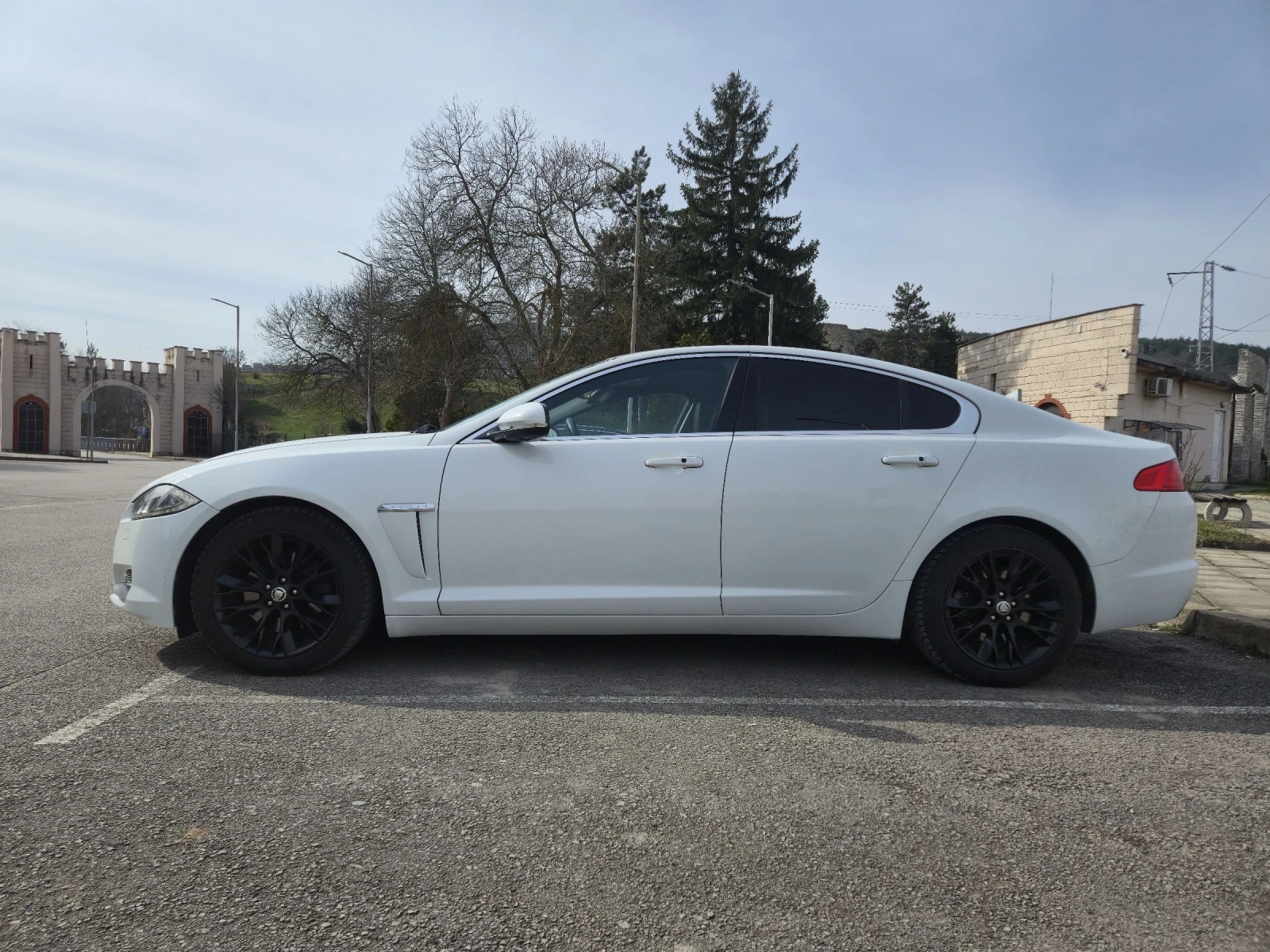 Jaguar Xf 2.2D Facelift, снимка 2 - Автомобили и джипове - 53753783