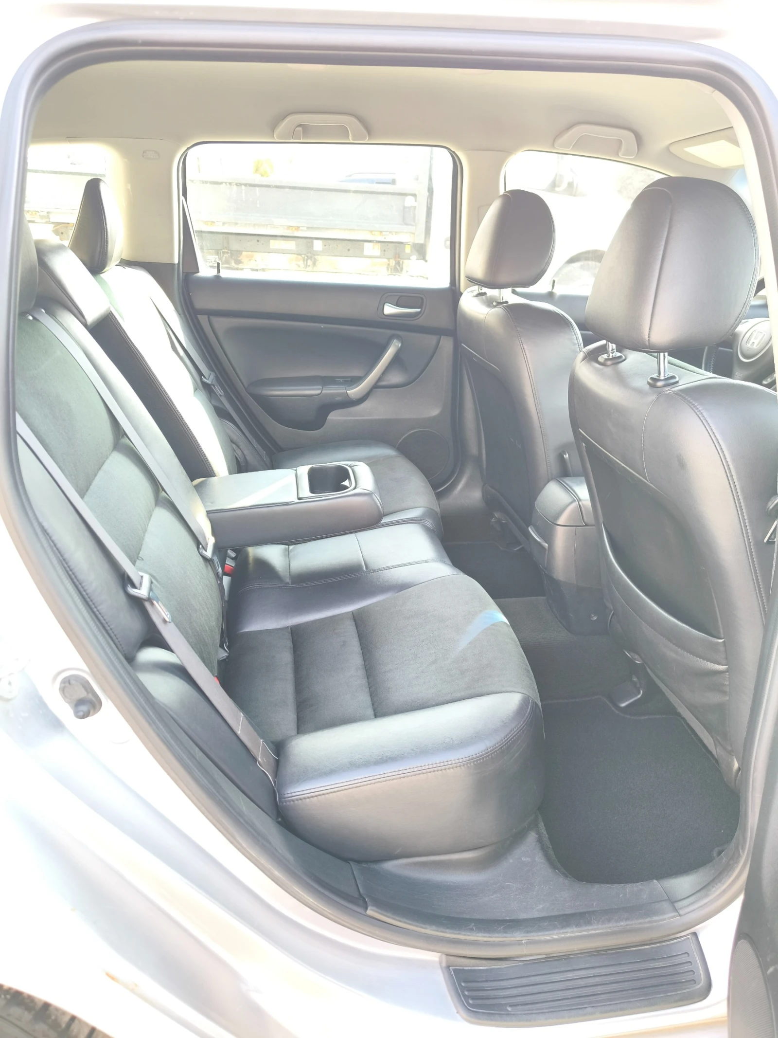 Honda Accord 2.0 155 AT, снимка 11 - Автомобили и джипове - 53918686