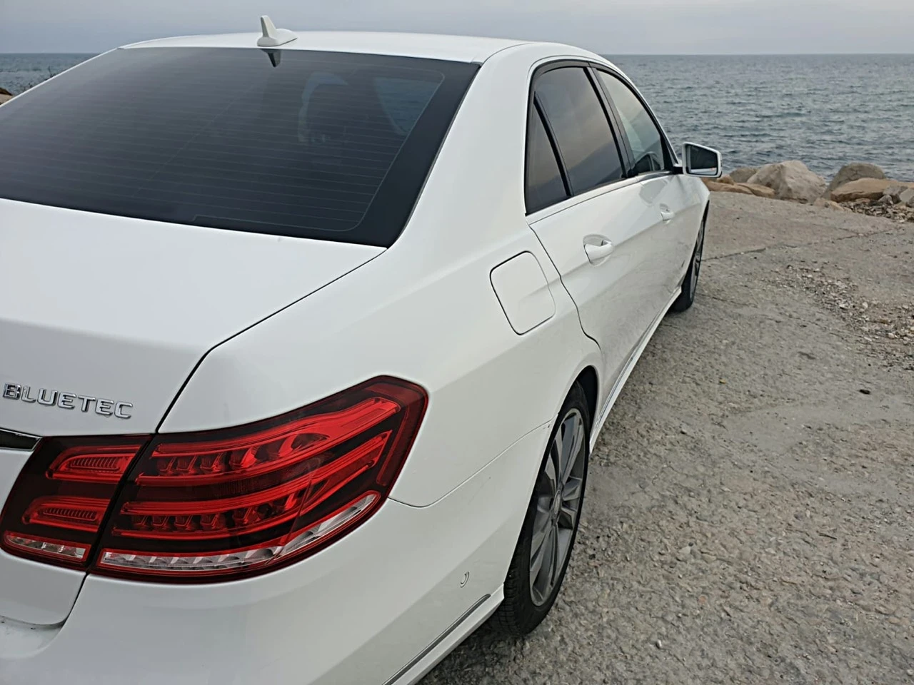 Mercedes-Benz E 350 Avangard, снимка 12 - Автомобили и джипове - 53942977