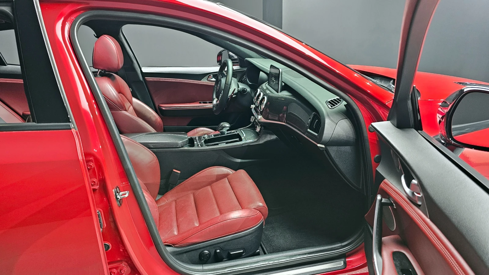 Kia Stinger 3.3T AWD GT autogeorge.com, снимка 10 - Автомобили и джипове - 54119163