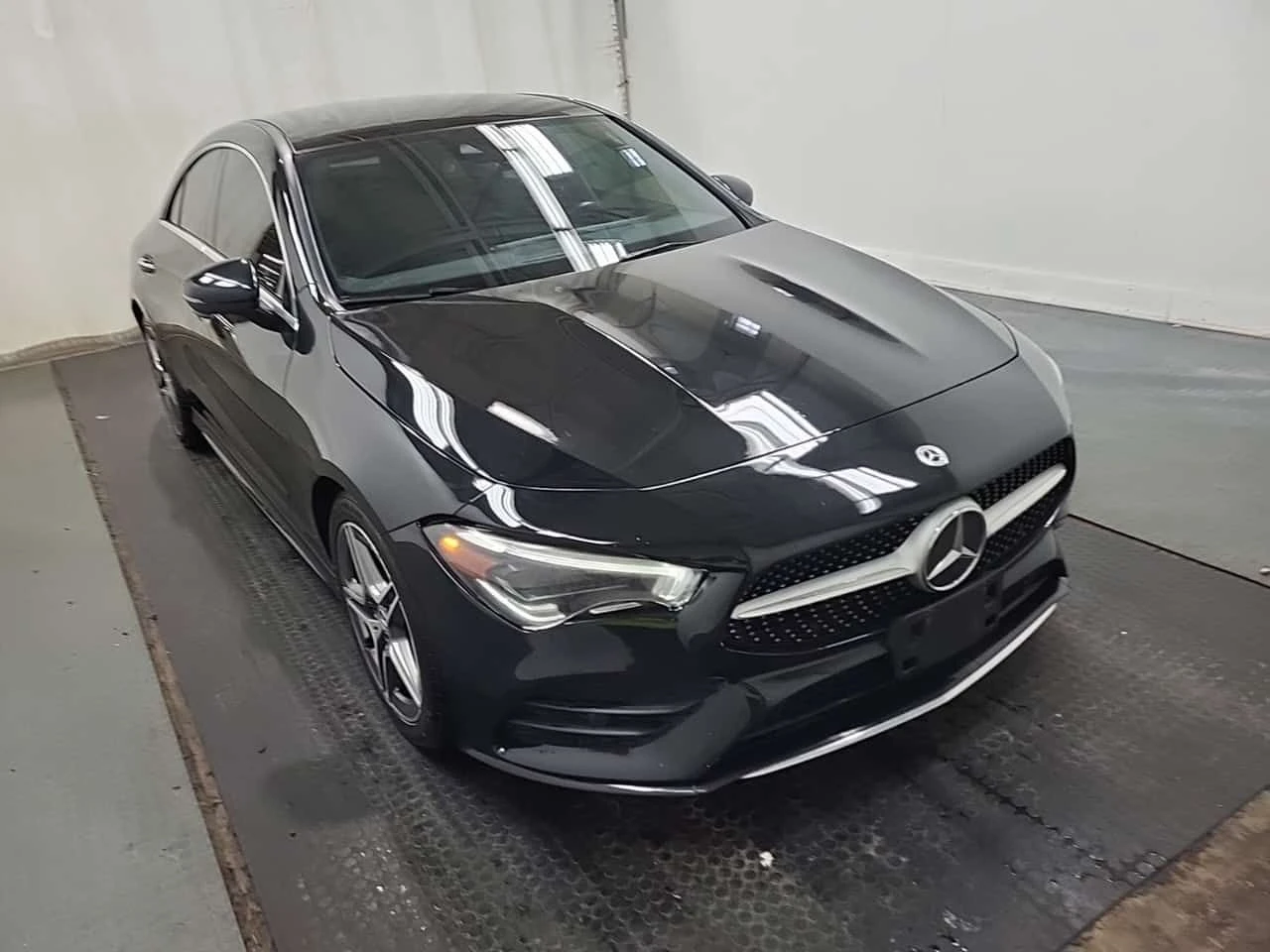 Mercedes-Benz CLA * 250 * * KEYLESS GO* * ПАНОРАМА* * ПОДГРЕВ* , снимка 2 - Автомобили и джипове - 54157507