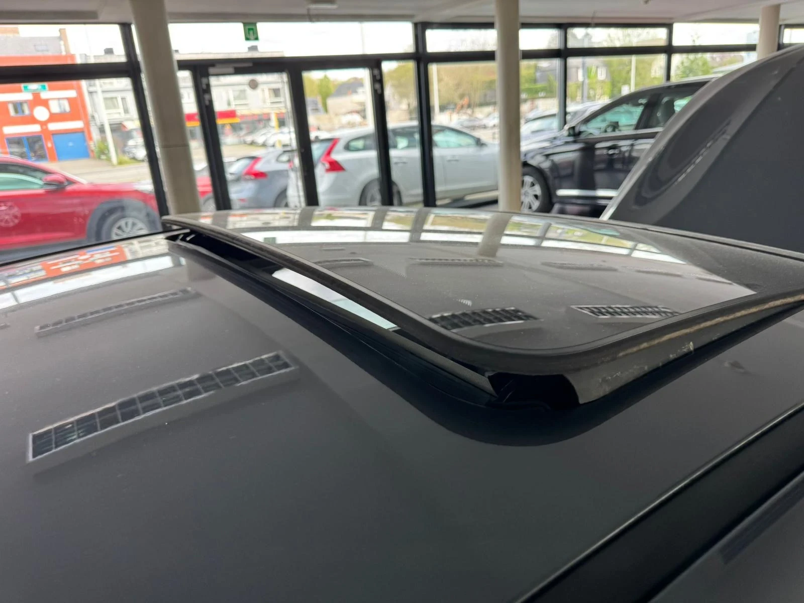 BMW 318, снимка 11 - Автомобили и джипове - 54183739