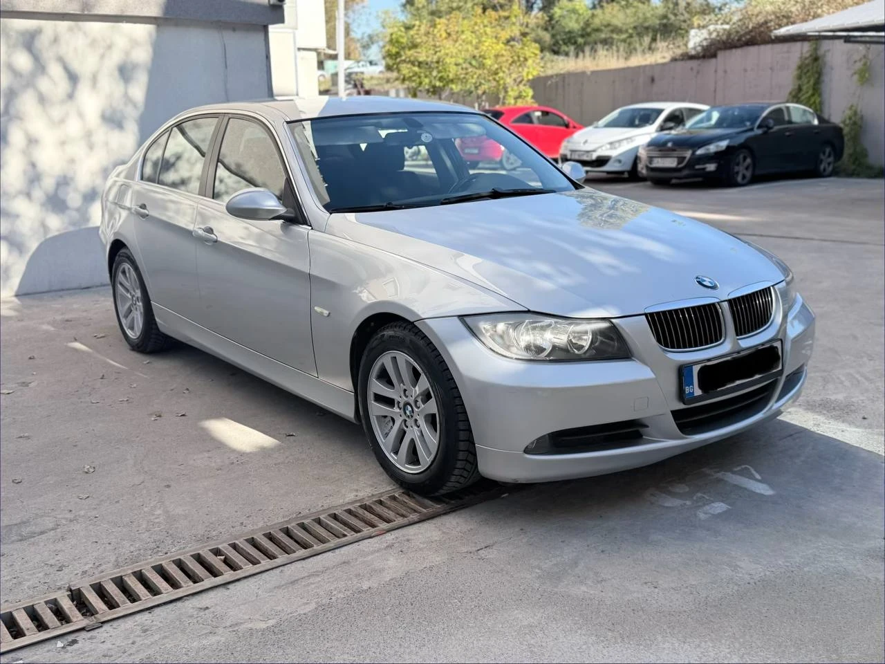 BMW 325 Gaz Automatic, снимка 3 - Автомобили и джипове - 54769814