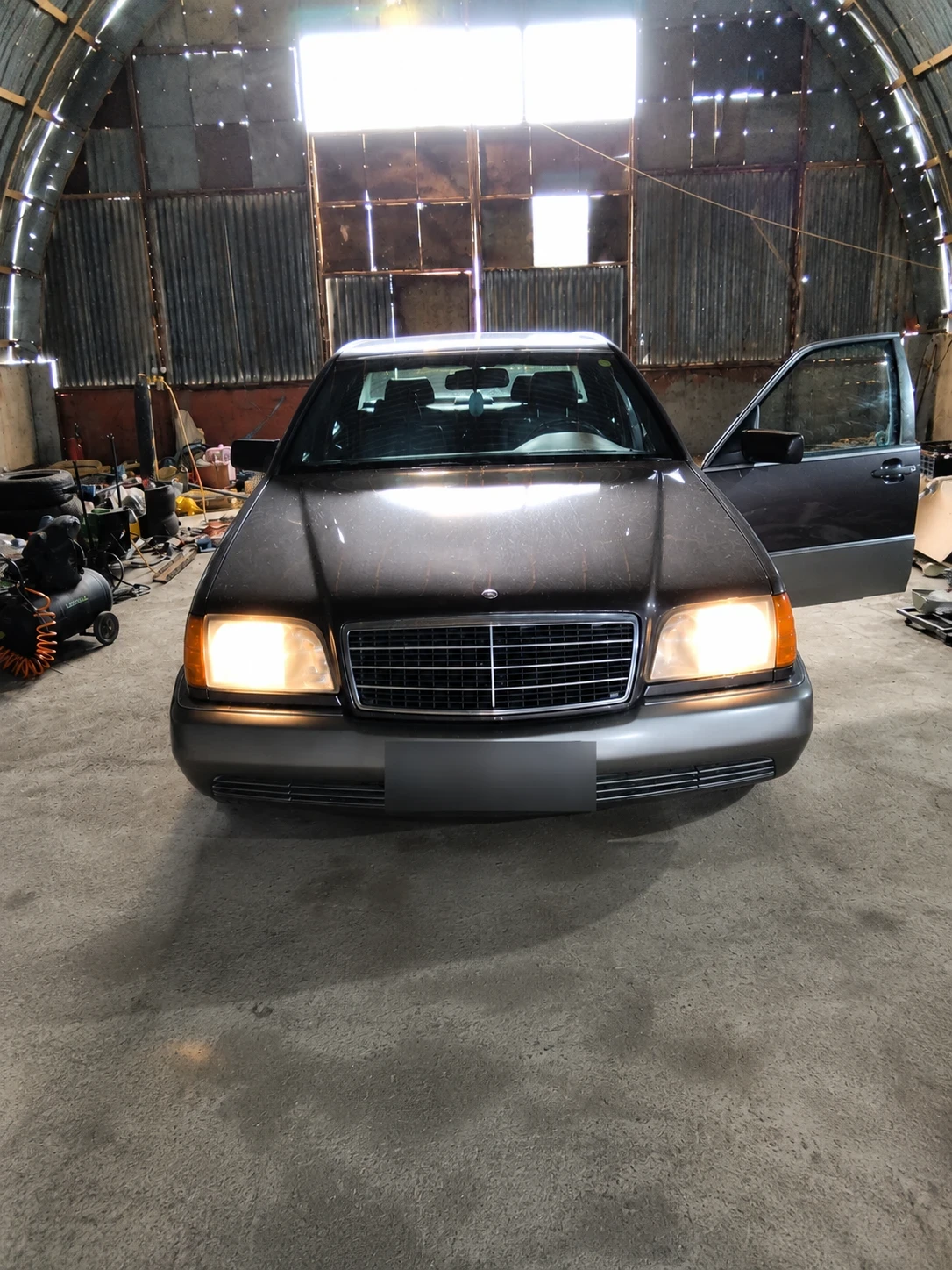 Mercedes-Benz S 500, снимка 3 - Автомобили и джипове - 54799536