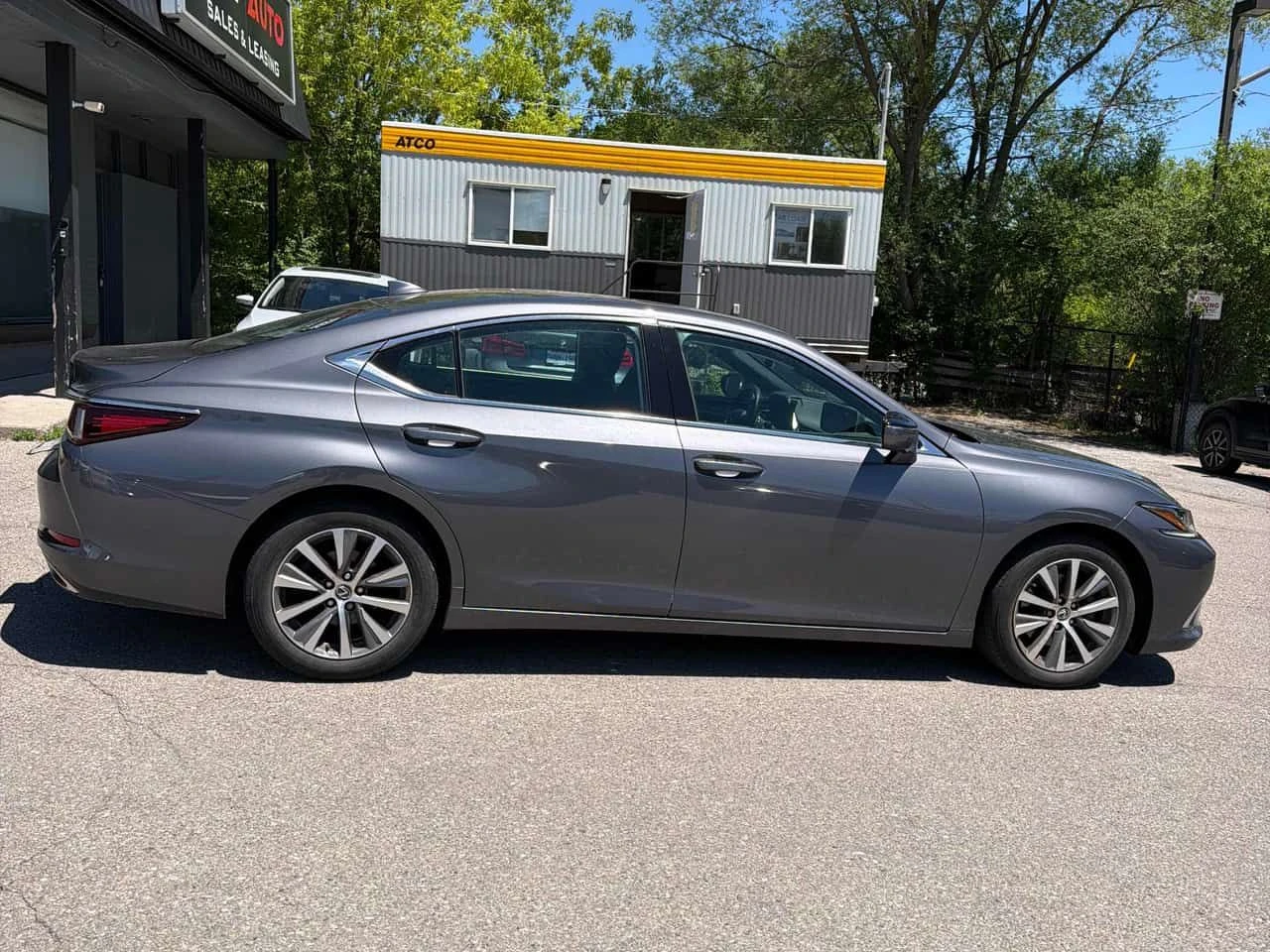 Lexus ES 350 Premium| 2 КЛЮЧА| ШИБИДАХ| ПОДГРЕВИ| ОБДУХВАНЕ, снимка 5 - Автомобили и джипове - 54859478