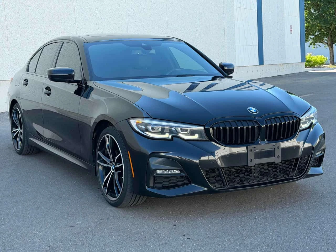 BMW 330 330i xDrive Sedan  CARFAX, снимка 12 - Автомобили и джипове - 55079662
