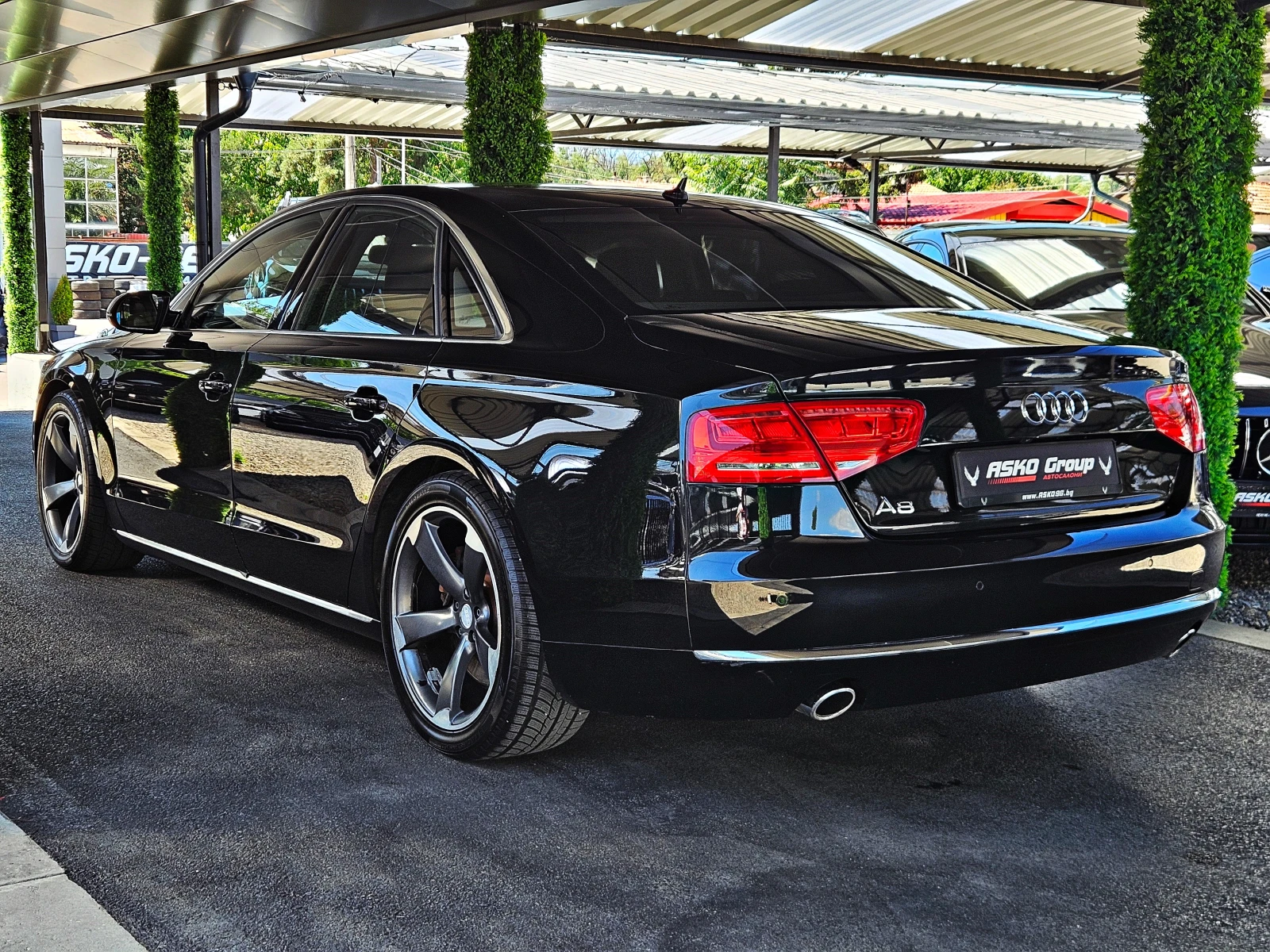 Audi A8 4.2TDI/ТV/DISTR/МАСАЖ/NIGHT/ОБДУХ/BOSE/АMBIENT/LIZ, снимка 7 - Автомобили и джипове - 55528340