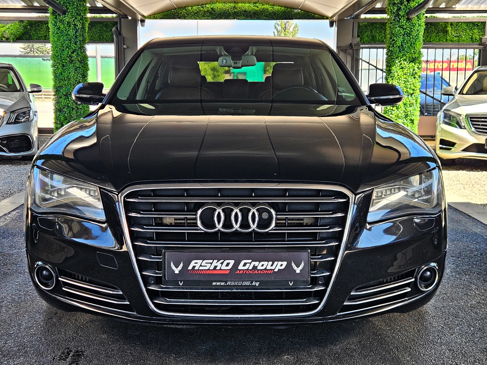 Audi A8 4.2TDI/ТV/DISTR/МАСАЖ/NIGHT/ОБДУХ/BOSE/АMBIENT/LIZ, снимка 2 - Автомобили и джипове - 55528340
