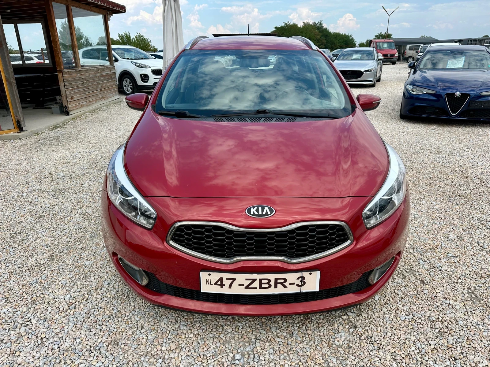 Kia Ceed 1.6бензин 135кс, снимка 2 - Автомобили и джипове - 55598935