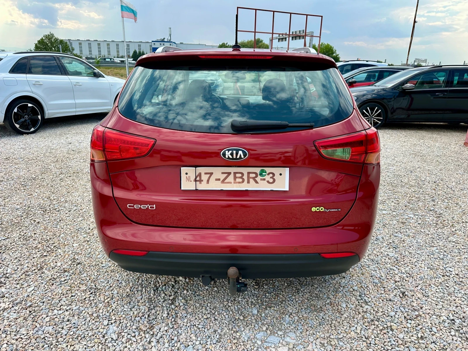 Kia Ceed 1.6бензин 135кс, снимка 6 - Автомобили и джипове - 55598935