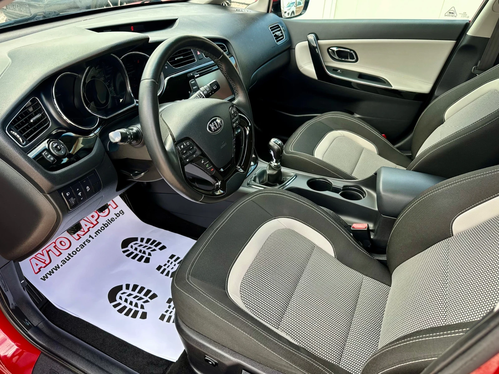 Kia Ceed 1.6бензин 135кс, снимка 11 - Автомобили и джипове - 55598935