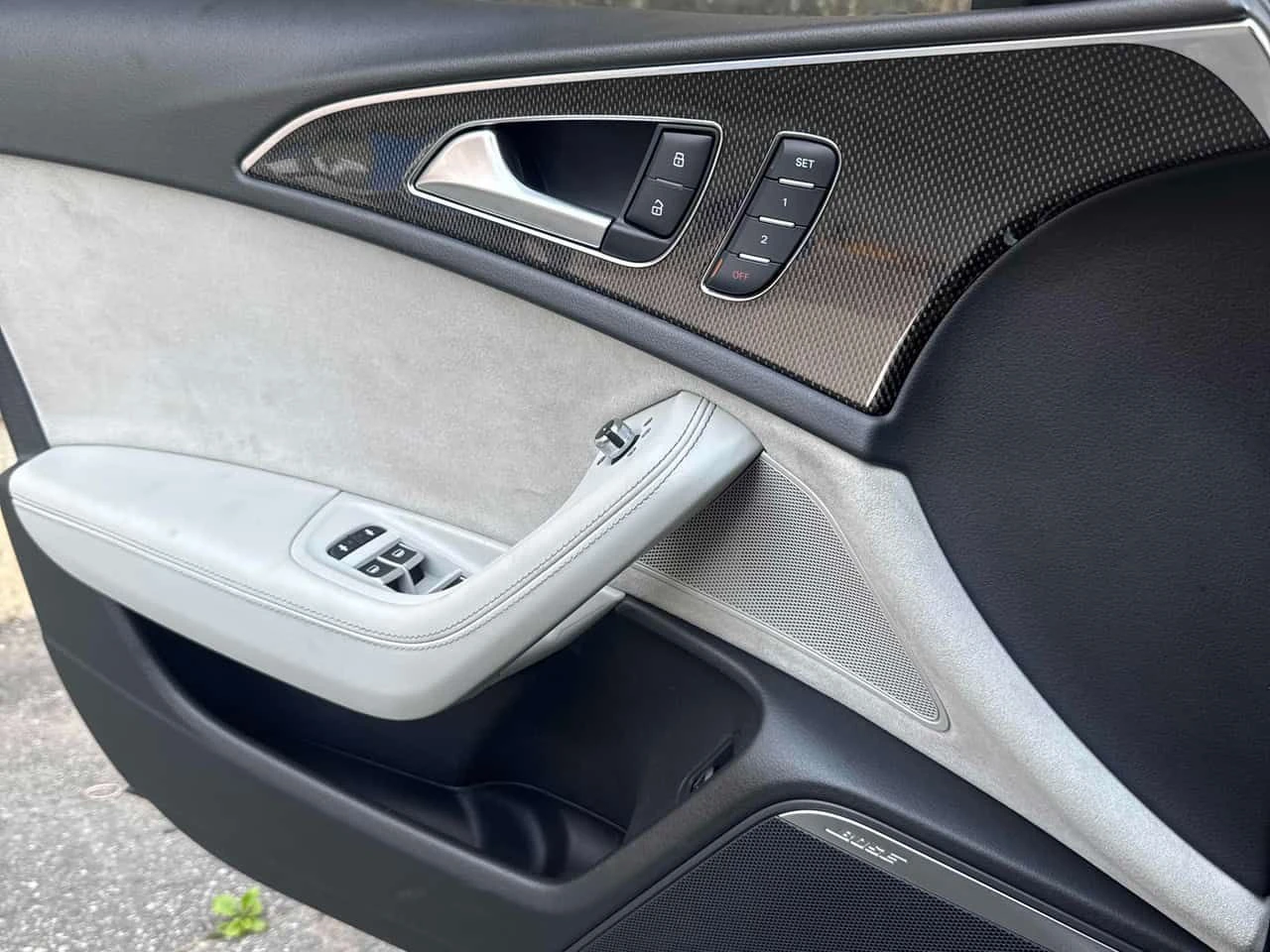 Audi S6  HUD SPORT DIFFS CARBON CARFAX, снимка 16 - Автомобили и джипове - 55602390