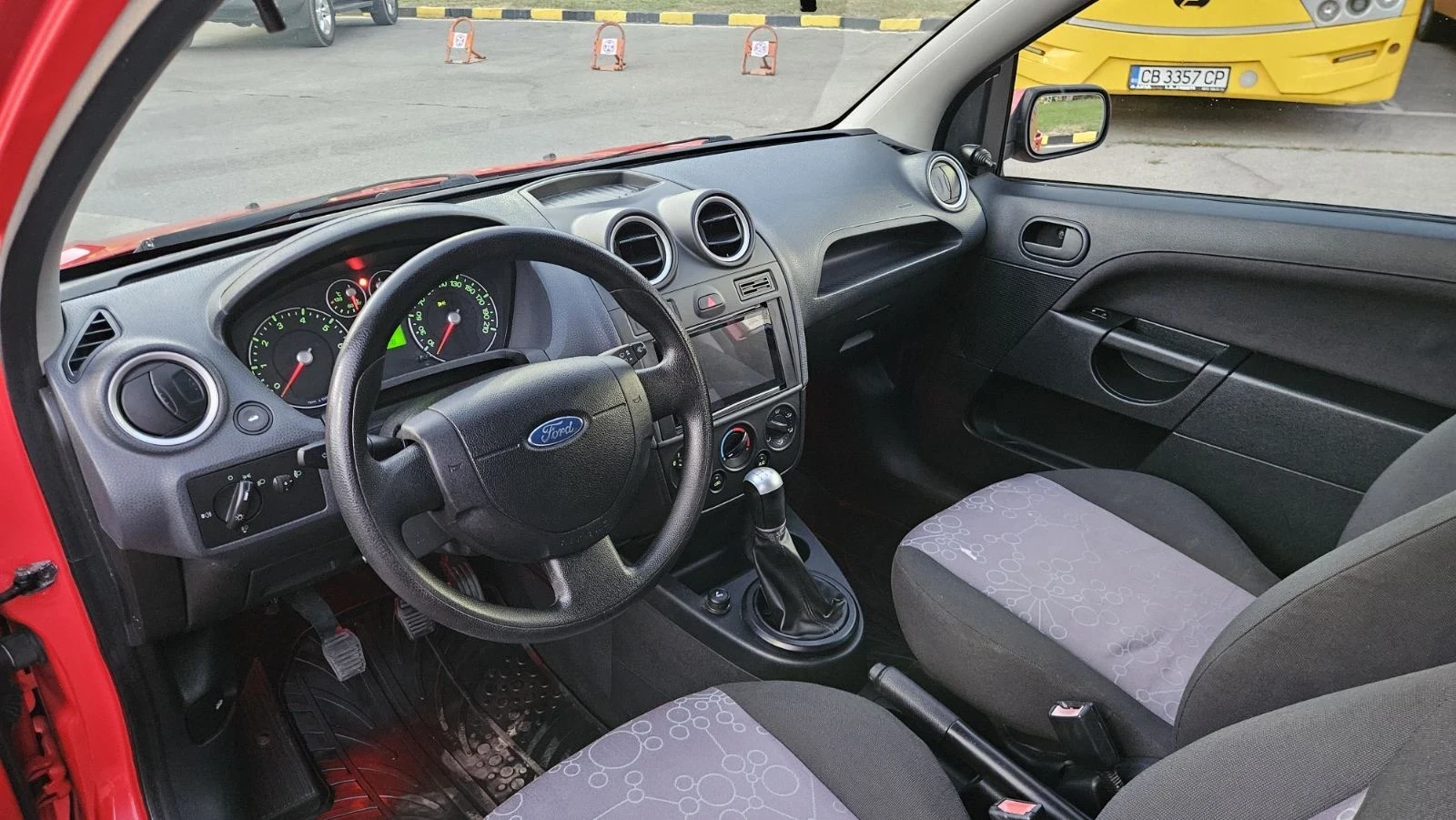 Ford Fiesta, снимка 14 - Автомобили и джипове - 55729626