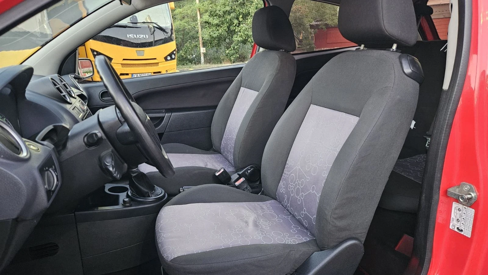 Ford Fiesta, снимка 12 - Автомобили и джипове - 55729626