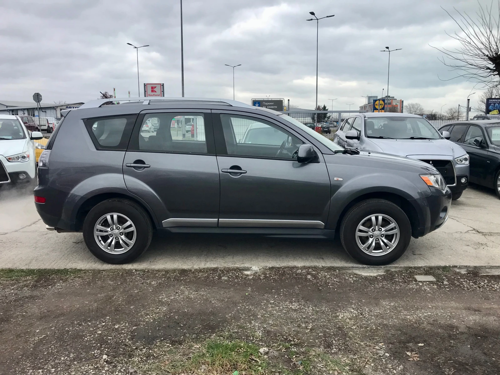 Mitsubishi Outlander 2.4i-AUTOM-4x4-2009g. | Mobile.bg � ����������� 8