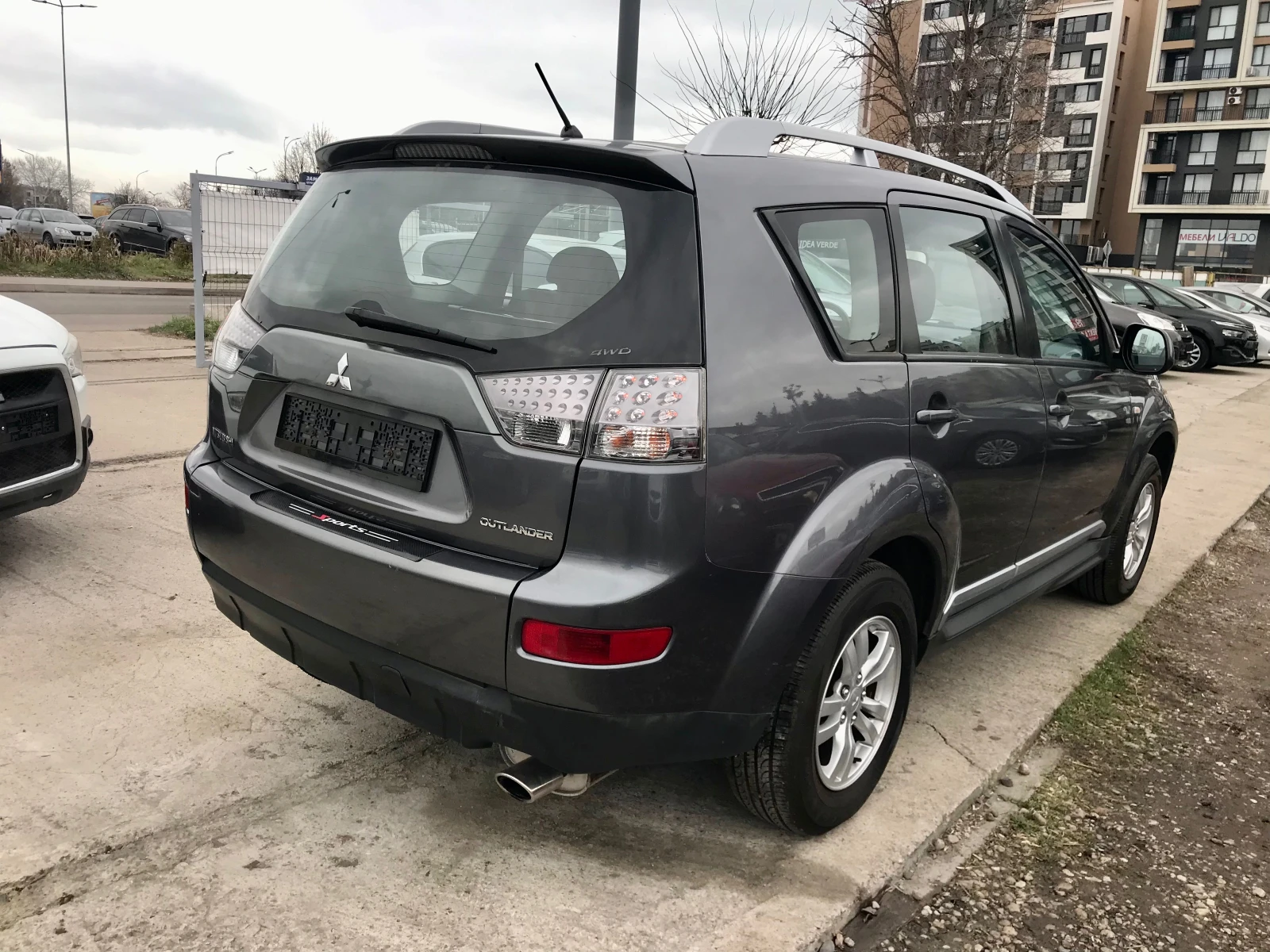 Mitsubishi Outlander 2.4i-AUTOM-4x4-2009g. | Mobile.bg � ����������� 7