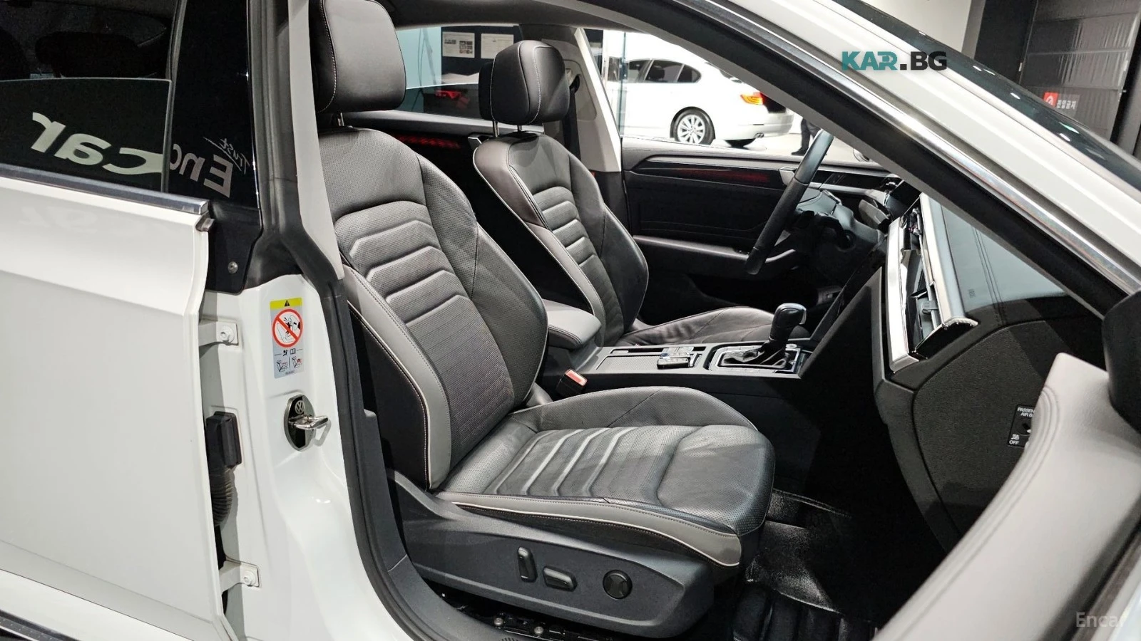 VW Arteon FACELIFT* PRESTIGE* , снимка 12 - Автомобили и джипове - 56393617